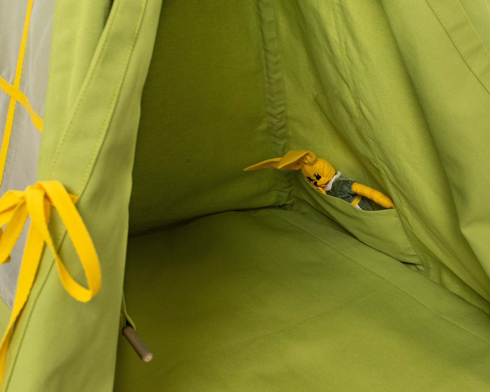 Cottoned-Shop-Kids-Teepee-inner-pocket-notext